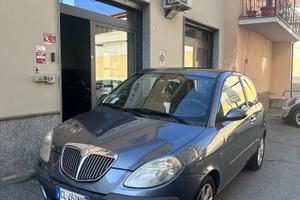 Lancia Ypsilon 79.000km certificati unipropr
