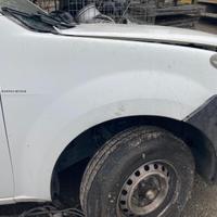 PARAFANGO ANTERIORE DESTRO ISUZU D-MAX Serie PARAF