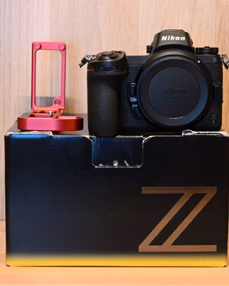 Nikon Z6 Mirrorless Full Frame 24 MP
