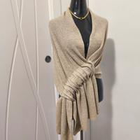 sciarpa elegante beige dorato con chiusura a nodo 