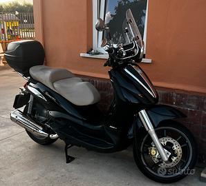 Piaggio Beverly Cruiser 500