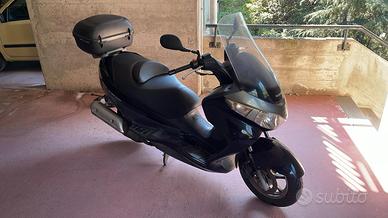 Suzuki Burgman 200cc