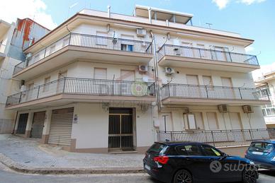 Ampio appartamento con Garage
