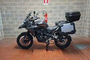 benelli trk 502x