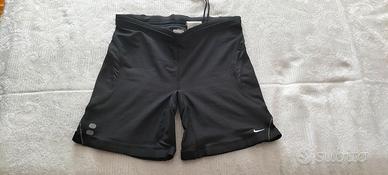 NIKE pantaloncini da running  + fascetta