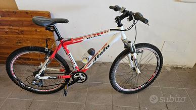 BICICLETTA (MOUNTAIN BIKE)