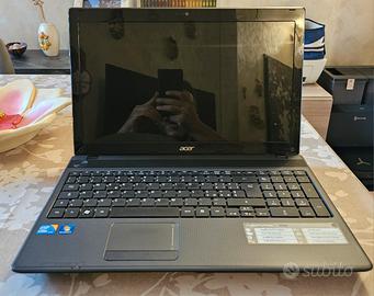 Pc portatile Acer Aspire 5733