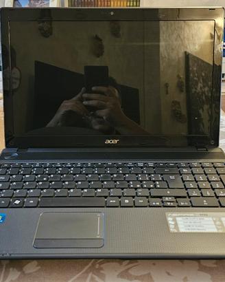 Pc portatile Acer Aspire 5733