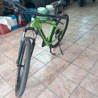 Bicicletta Bianchi Kuma