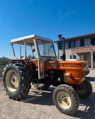 Trattore Fiat 640