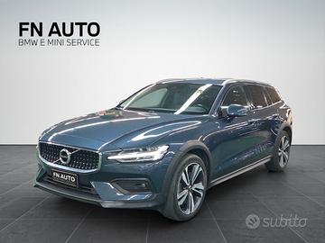 VOLVO V60 CC (2018-2024) V60 Cross Country B5 A...