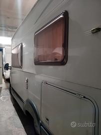 Roller Team Granduca 215 cc 2800 cv 127 6 posti ci