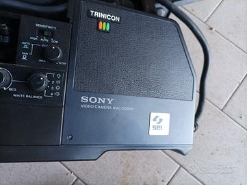 video camera Sony trinicon 