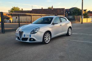 Alfa Romeo Giulietta 1.6 JTDM 2 Neopatentati 2015