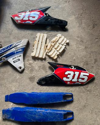 plastiche yamaha