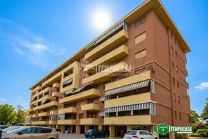 3 LOCALI IN VIA SALVEMINI