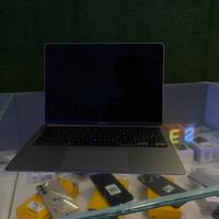 MacBook Air 13 2020 8GB RAM 256GB M1