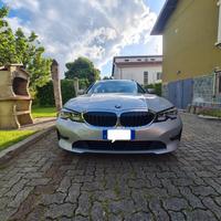 Bmw 320d xdrive elettrica/diesel  km 10000
