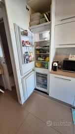 Frigo ad incasso Indesid A+