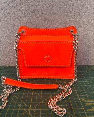 Borsa pelle verniciata