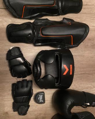 equipaggiamento boxe/mma