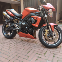 Triumph Street Triple R 2009 Appena Tagliandata