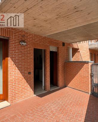 MINI CON TERRAZZO ABITALE IN ZONA PISCINE A VICENZ