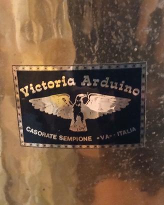 Macchina da caffè vintage Victoria Arduino in otto