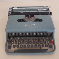 Macchina da scrivere Olivetti LETTERA 22