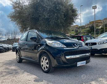 PEUGEOT 107 1.0 B - 2010