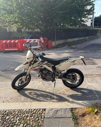 Hm Crm 125