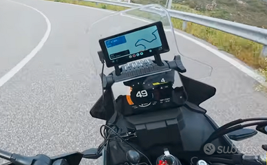 CarPlay Moto Interphone Cellularline Sync70 7"