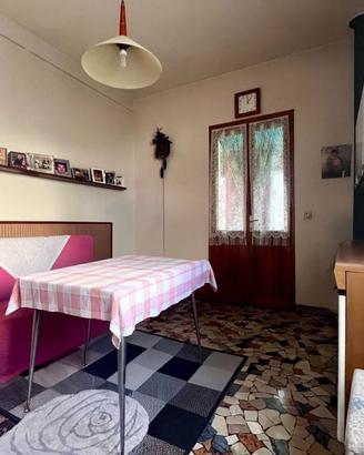 Casa indipendente di 166 m² con 5 locali e box aut