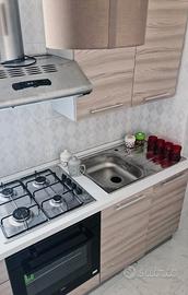 Cucina completa 2,50 m con forno, piano cottura, l