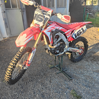 Honda CRF 250 Red moto
