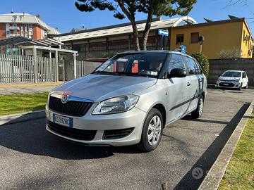 Skoda fabia benzina dell 2010 euro 5b 64mila km
