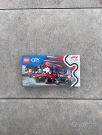 60443 LEGO City Pitstop e meccanici con monoposto