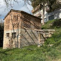 Terreno + sovrastante fabbricato da ristrutturare