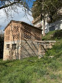 Terreno + sovrastante fabbricato da ristrutturare