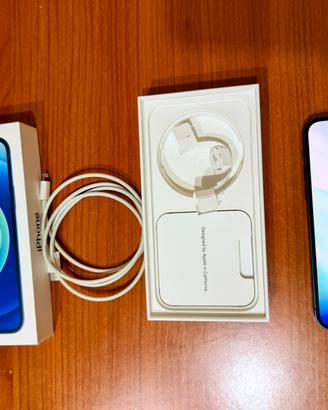 Apple iPhone 12 128 blu completo.