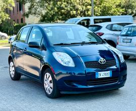 Toyota Yaris 1.0 Benzina 5P 68 CV Neopatentati