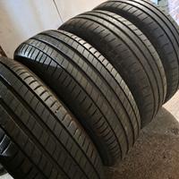 4 gomme 215/65/16 estive