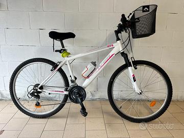 MTB da donna 26" cambio shimano 18 rapporti