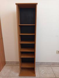Scaffale in legno porta CD