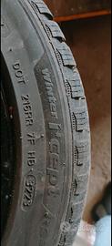 gomme Hankook Winter 225/45r17 