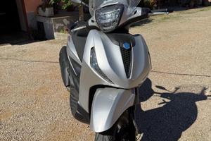 Piaggio Beverly 400 - 2021