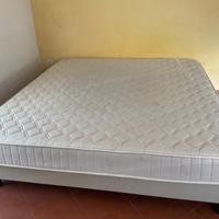 Letto king size