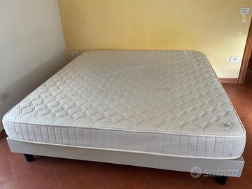 Letto king size