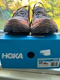 Hoka trail Donna