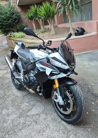 Aprilia Tuono V4